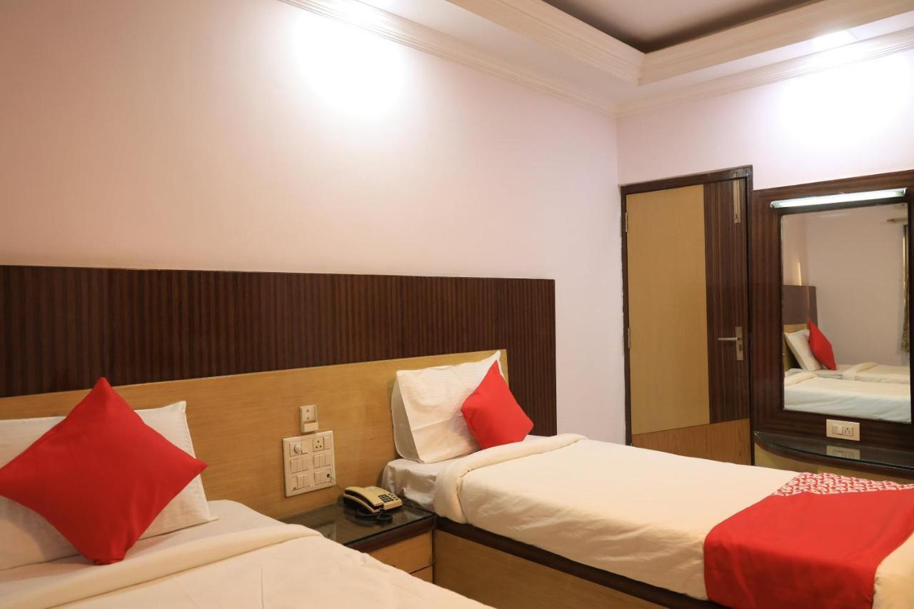 Oyo Flagship 77764 Hotel Rahul Ganeshpeth Colony ナーグプル エクステリア 写真