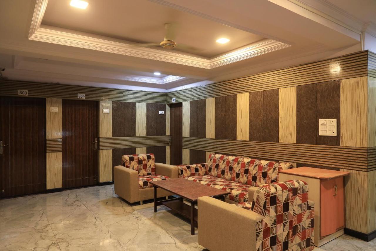 Oyo Flagship 77764 Hotel Rahul Ganeshpeth Colony ナーグプル エクステリア 写真